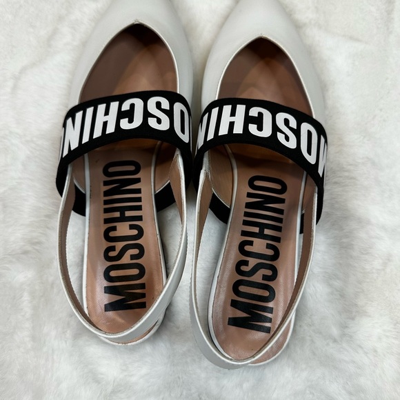 Moschino White and Black Flats-Leather Slingback Flat
WHITE CALF / 39 - Picture 6 of 6